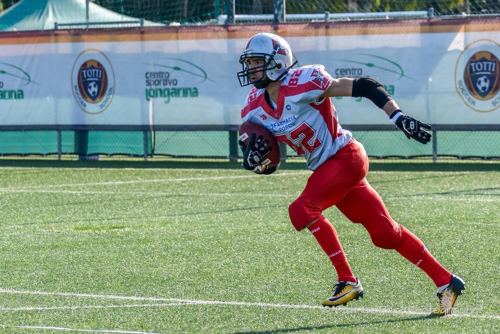Michele Disogra in un kick off return (Foto Patricia Pace)